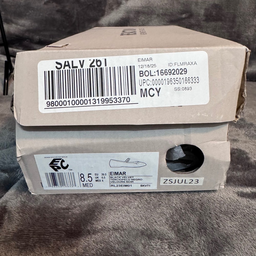 Kenneth Cole Reaction Eimar Black Velvet Crystal Mary Jane Ballet Flats 8.5 NEW - Picture 6 of 13